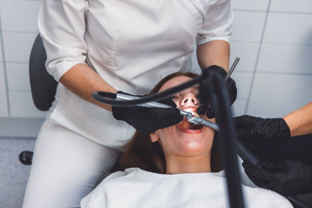 Best Emergency Tooth Extraction in Holtville, CA